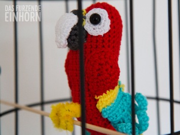 Parrot-Crochet